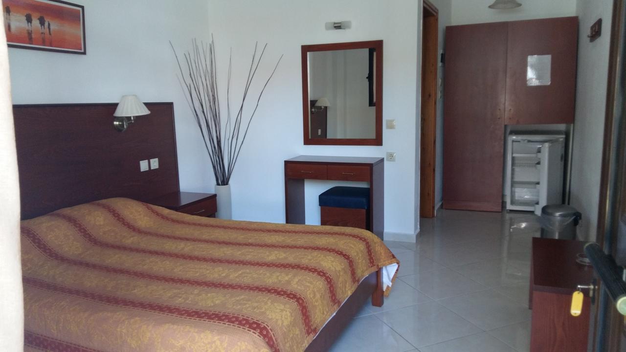 Aparthotel House Petridis Metamorfosi  Zewnętrze zdjęcie